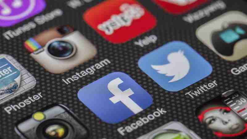 What is Hybrid Mobile App Development : Find Out More about The Advantage and Disadvantage!